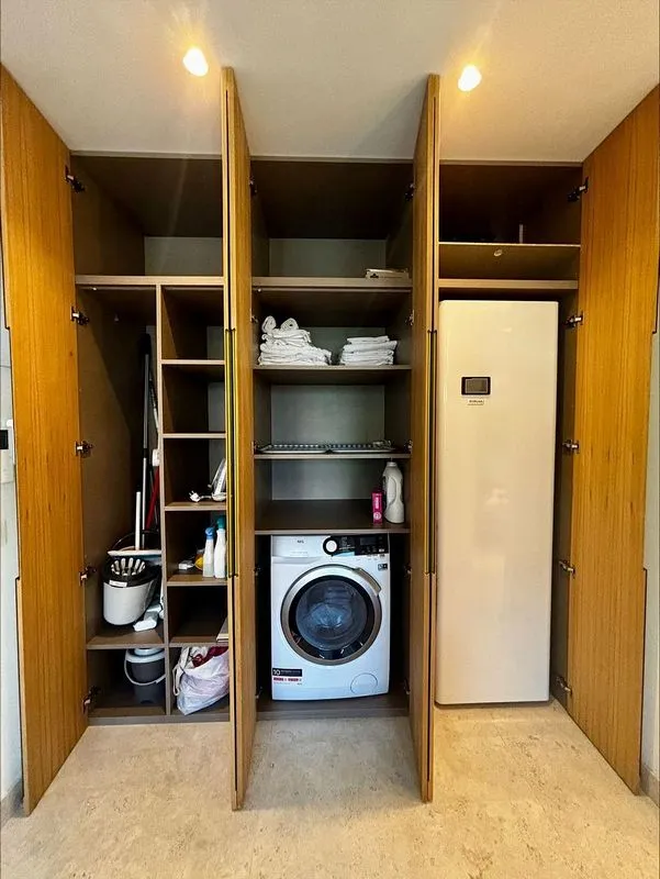 Utility Room - Modern Flat with A/C in Salamanca, Madrid