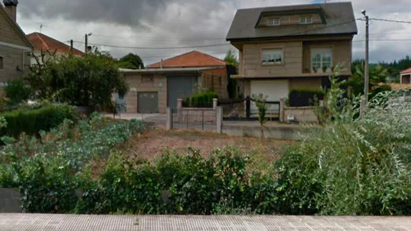 Välivaade - Rustic Plot with Incomplete Building in Trasmiras