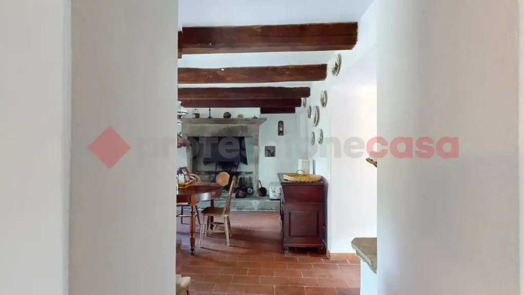Söögituba - Rustic House with Pool in Castiglione Di Garfagnana