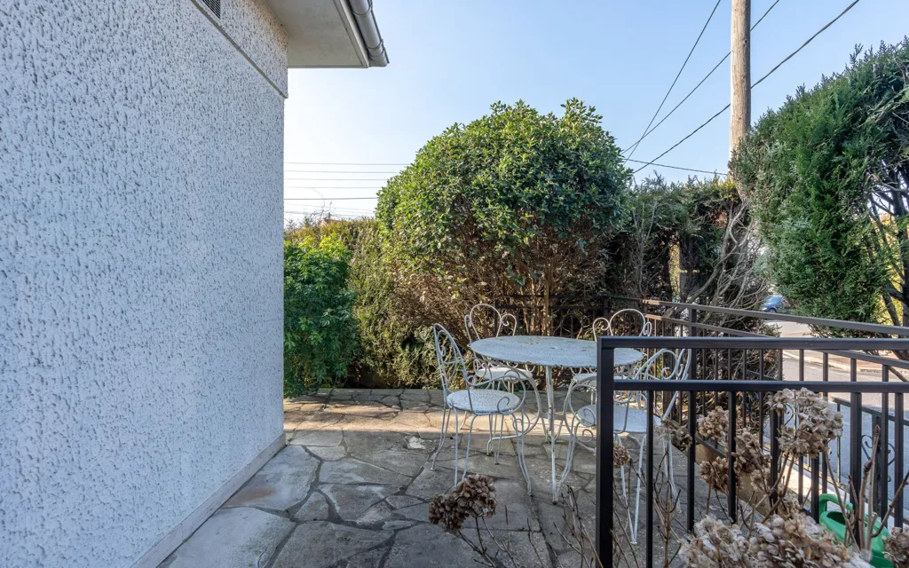 Terrazza - House with Garden and Terrace in Ormesson-sur-Marne