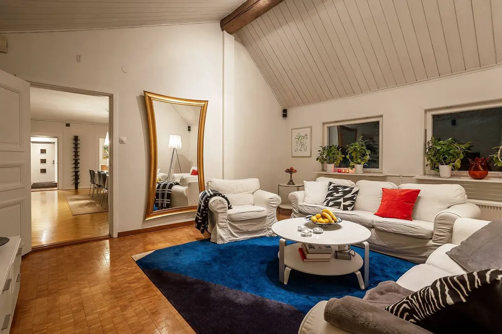 Séjour - Classic Villa with Parkett Floors in Kalmar