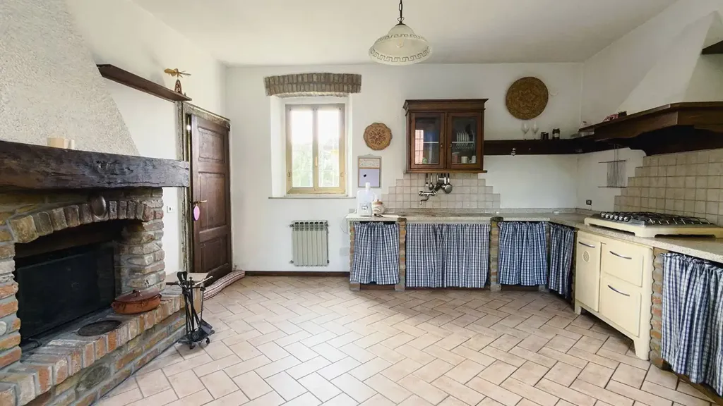 Cuisine - Lombard Rustic Villa with Garden in Torrazza Coste