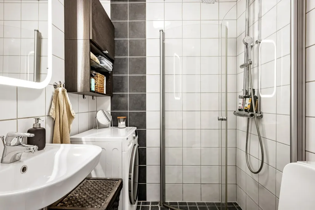 Vannitoad - Charming Apartment with Balcony in Helsingborg