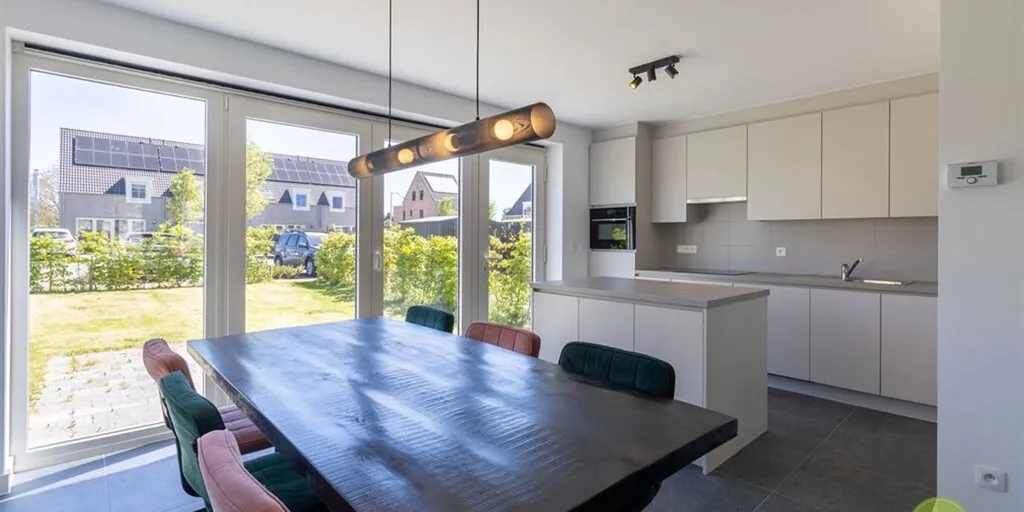 Salle à manger - Maison Moderne avec Jardin à Oud-Turnhout