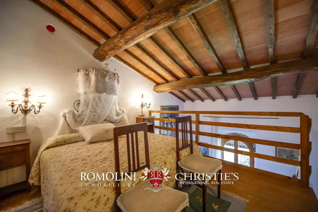 Dining Room - Villa with Vineyard and Pool near Florence