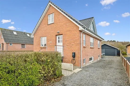Maison 6 pièces à Engesvang