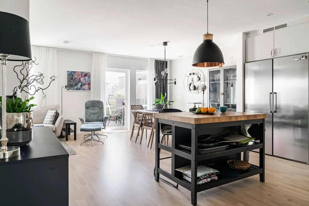 Köök - Modern Terraced House with Garden in Eskilsminne