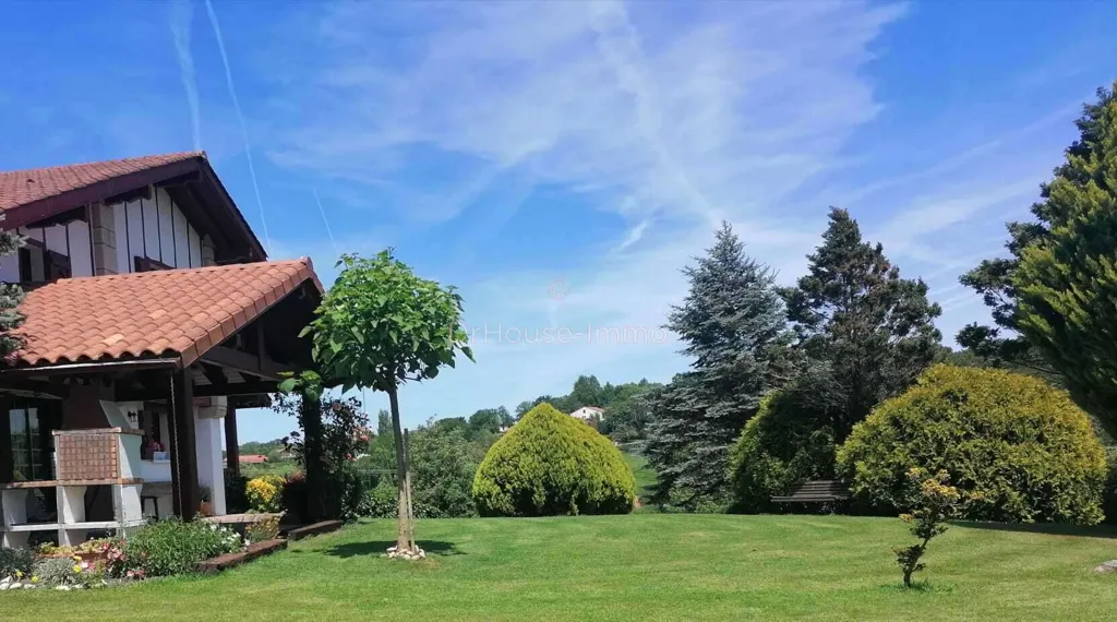 Jardin - Villa Basque avec Vue sur la Rhune à Urrugne