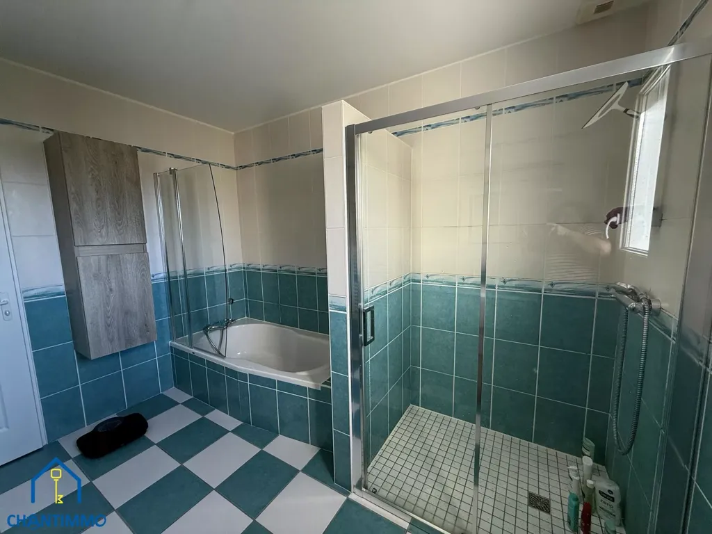 Vannitoad - Charming Bungalow with Large Garden in Sought-After Area