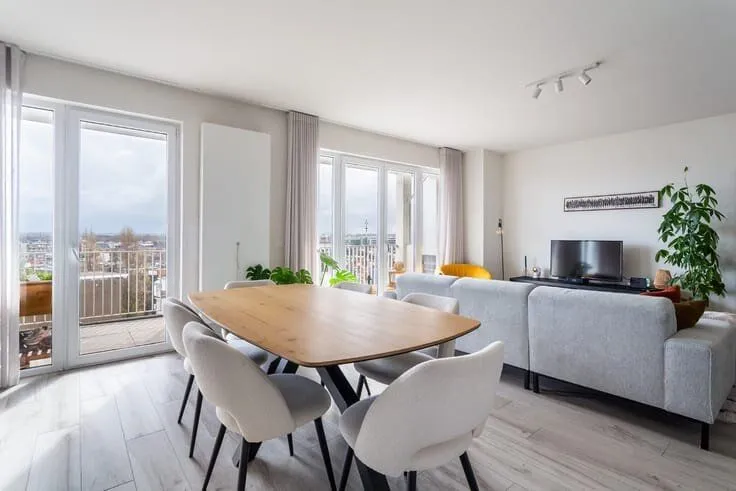 Dining Room - Apartment with Canal View in Antwerp