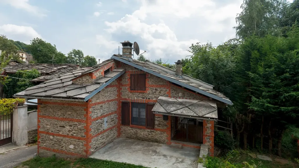 Extérieur - Chalet with Balcony in Agliasco, Paesana