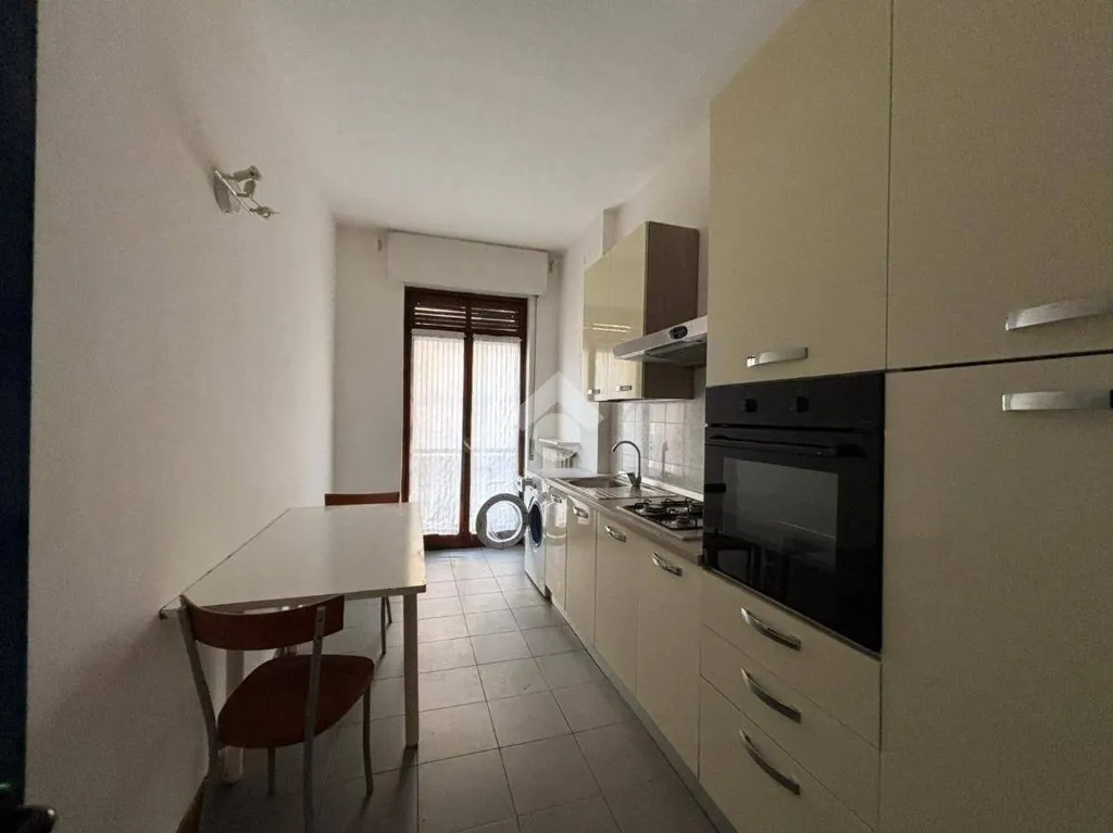 Cuisine - Student Flat with Balcony in Novara
