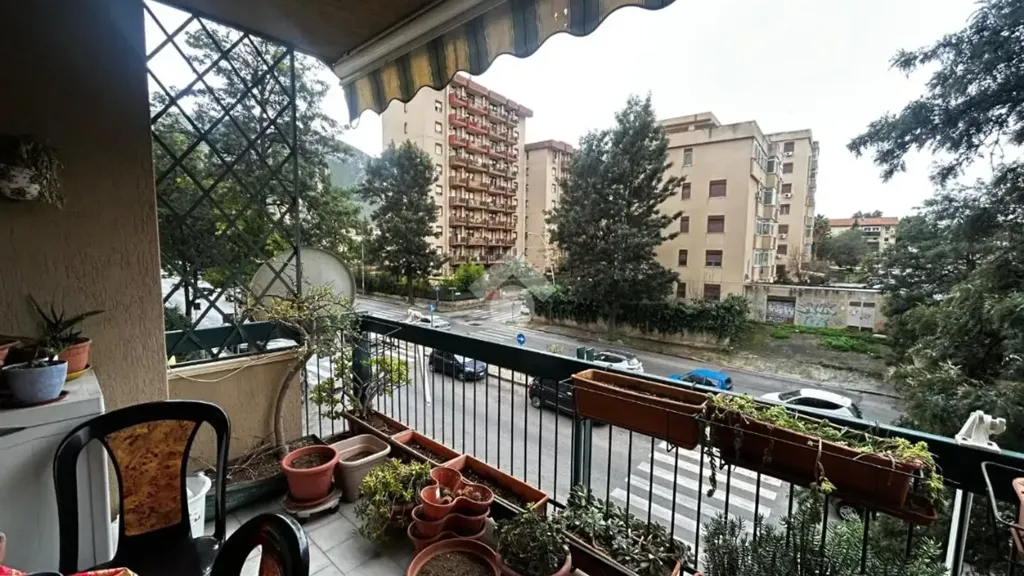 Balcon - Apartment with Balcony in Palermo