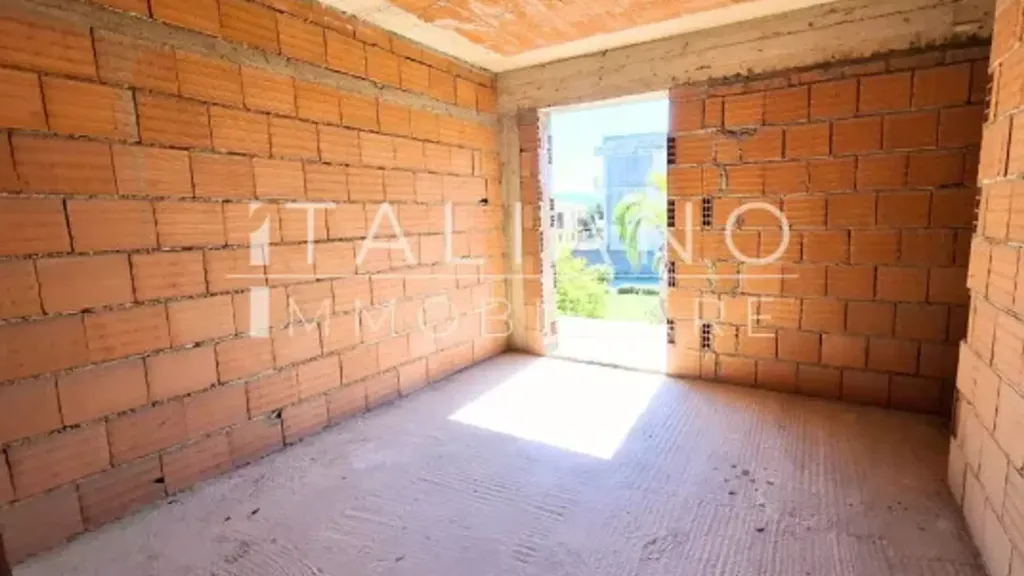 Pièces - Rustic Villa with Private Garden in Milazzo