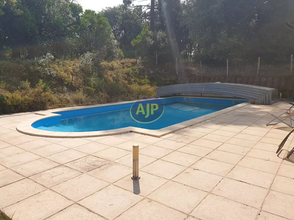 Pool - Villa with Pool in Soulac-sur-Mer