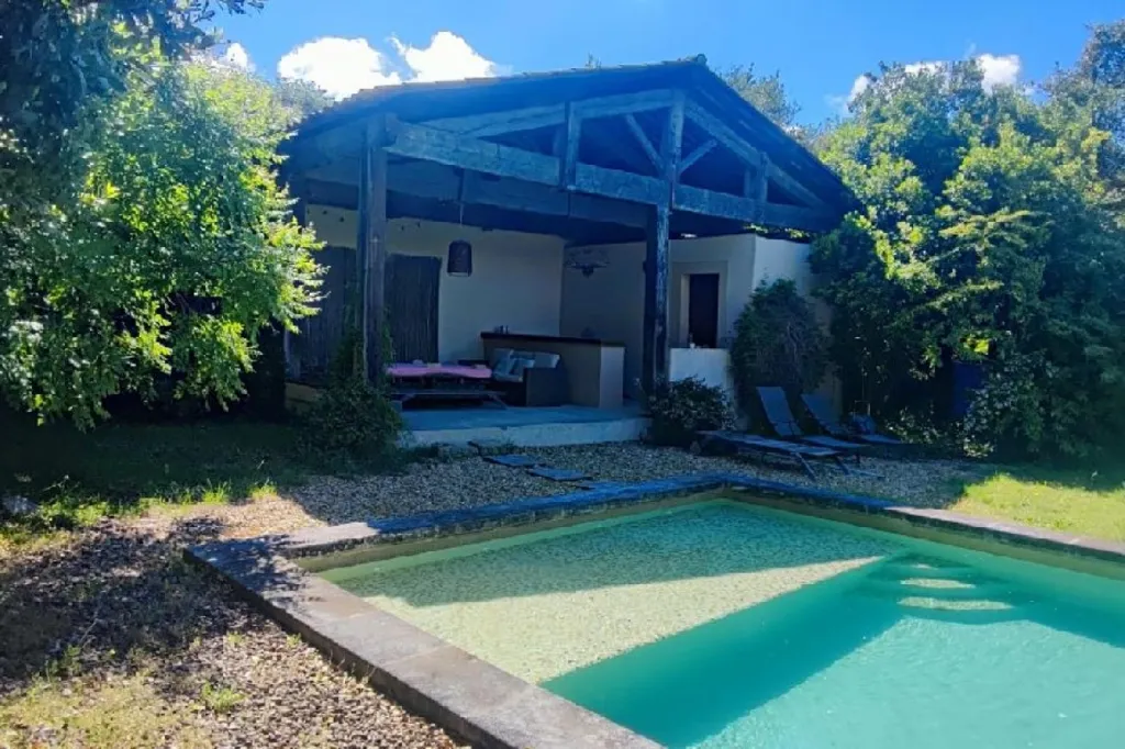 Bassein - Bastide with Pool and Garden in Sommières