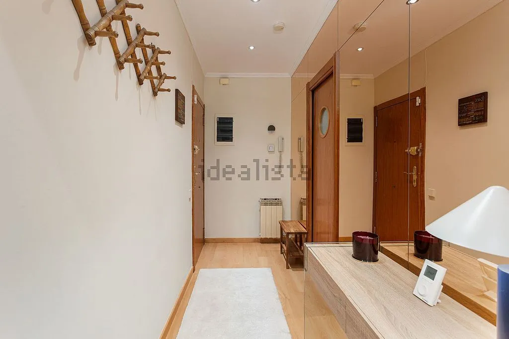 Entrée - Apartment with Balcony in La Barceloneta