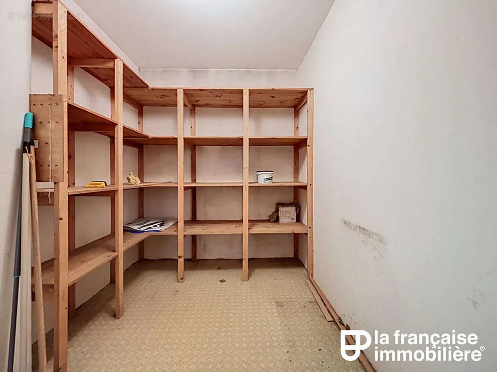Buanderie - Appartement T5 avec balcon à Rennes les Gayeulles