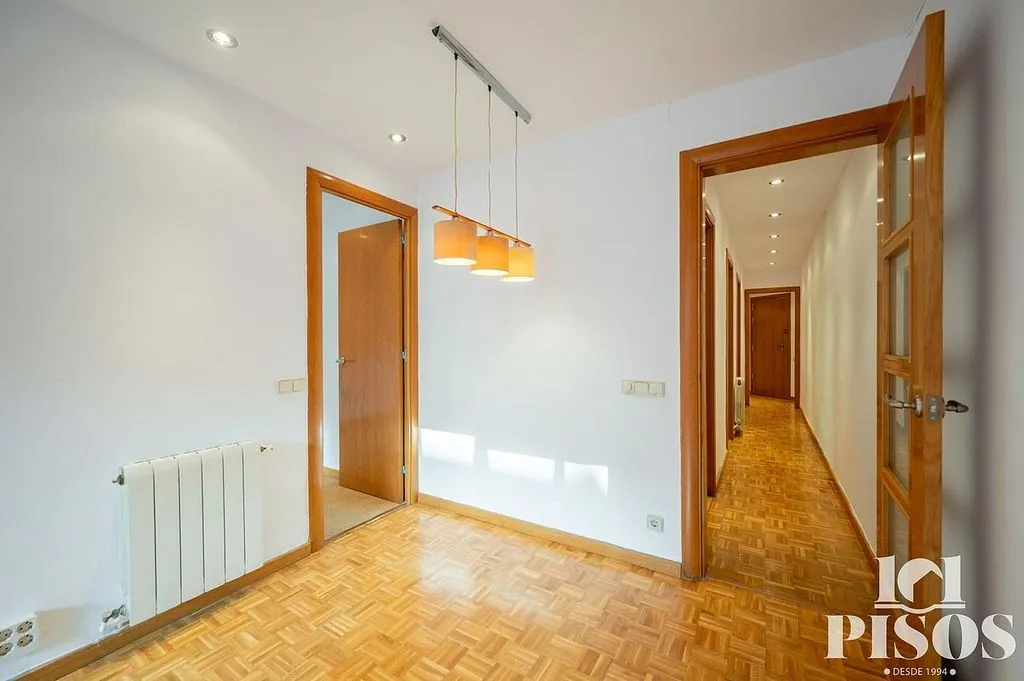 hallway_entrance