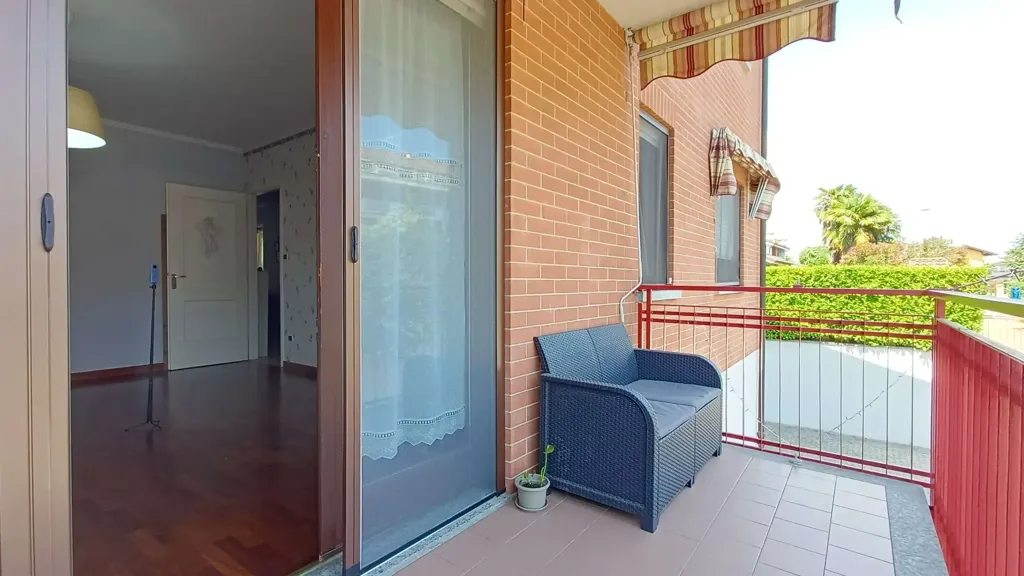 Balcon - Ground Floor Apartment with Private Garden in Cirie'