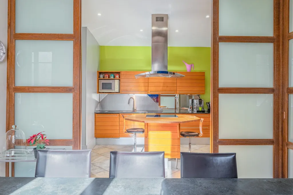 Söögituba - Luxury Apartment with Original Ornaments in Lyon