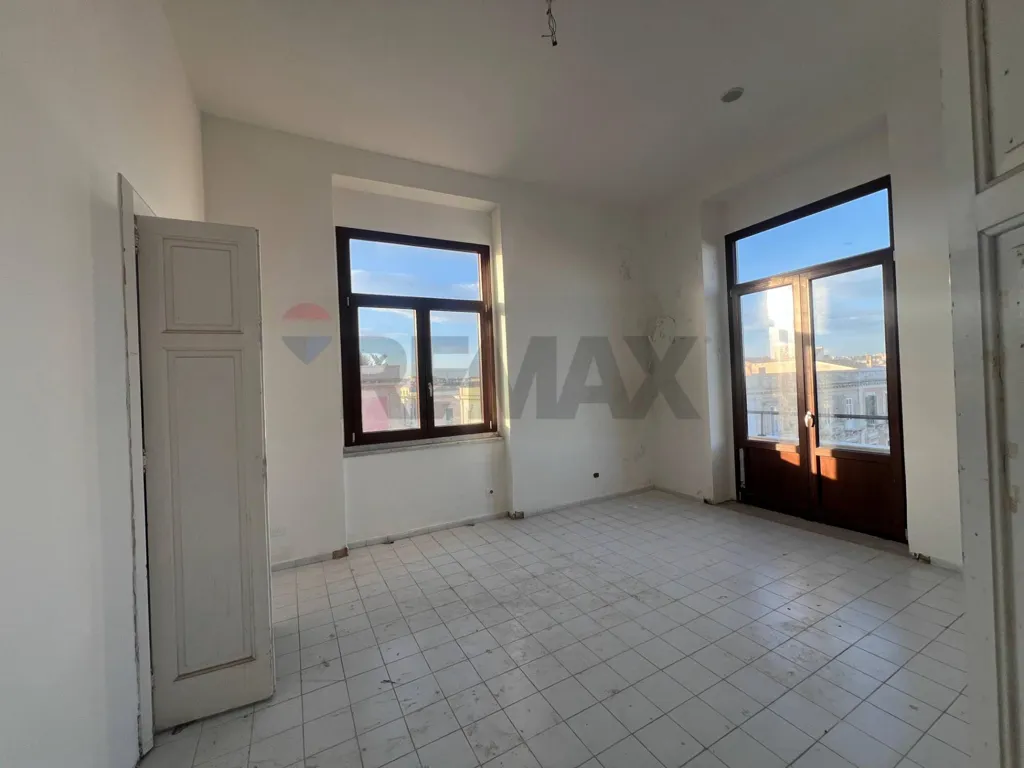 Toad - Historic Building with Sea View in Ortigia