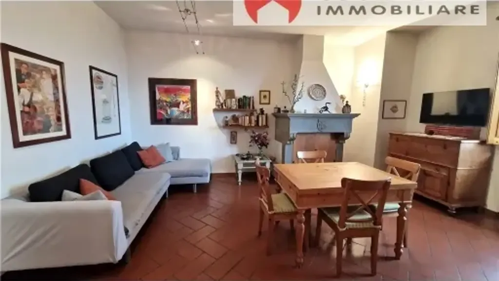 Salle à manger - Panoramic 4-Room Apartment in Scandicci