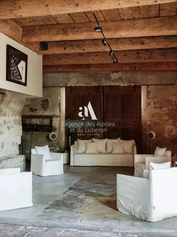 Elutuba - Luxury Farmhouse with Pool in Eyragues