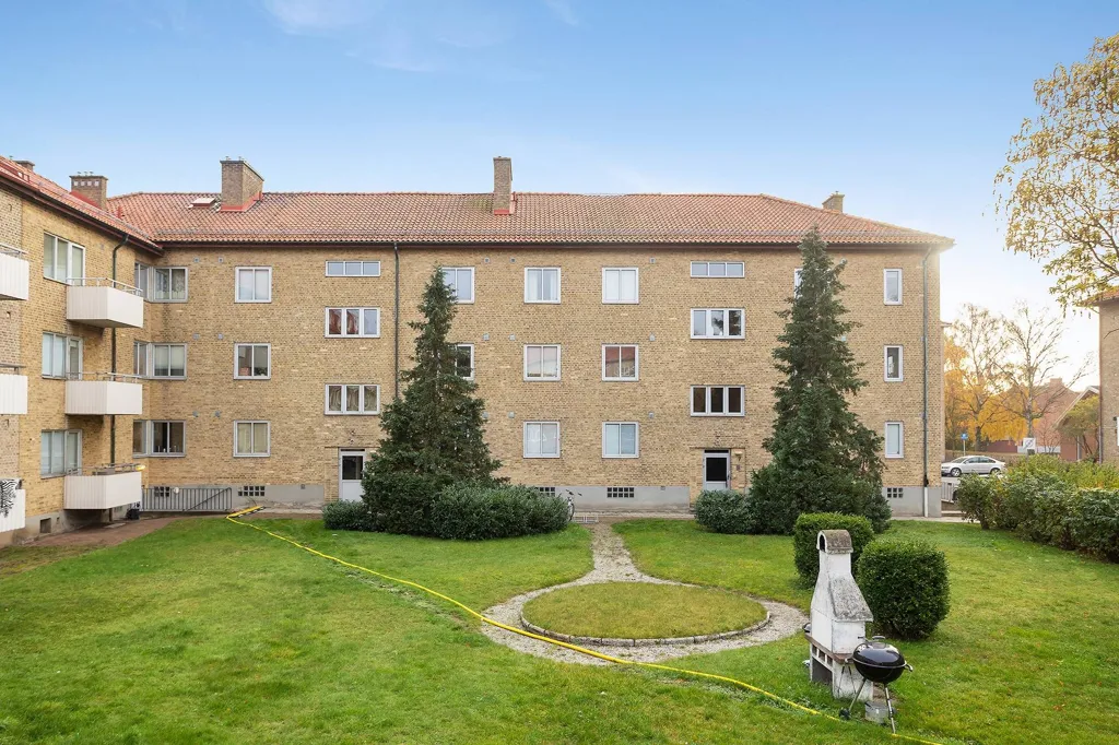 Aed - Renovated Two-Bedroom with Balcony in Trelleborg