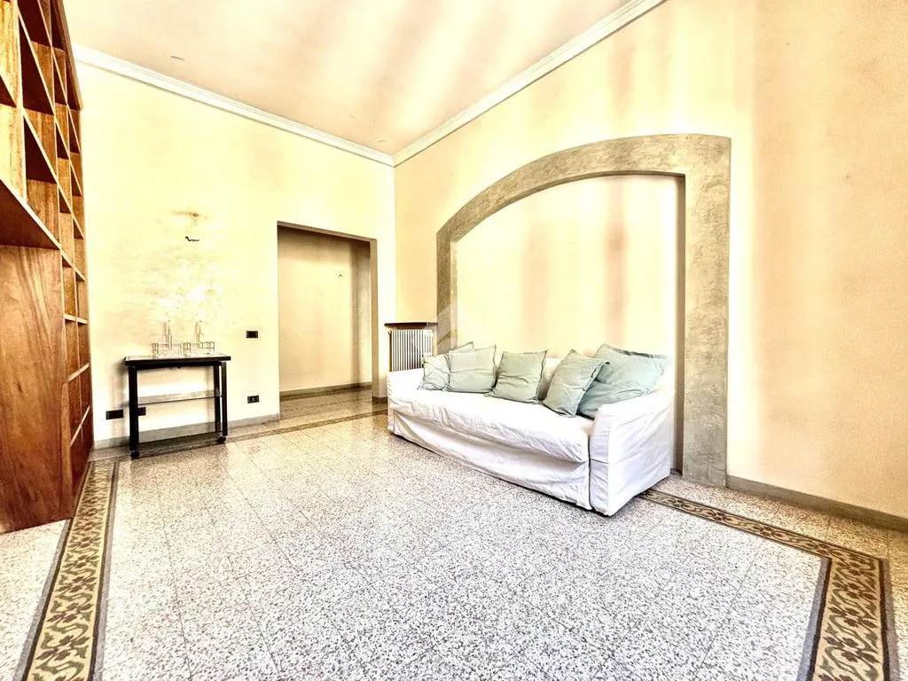 Séjour - 1930s Apartment with Balcony in Florence
