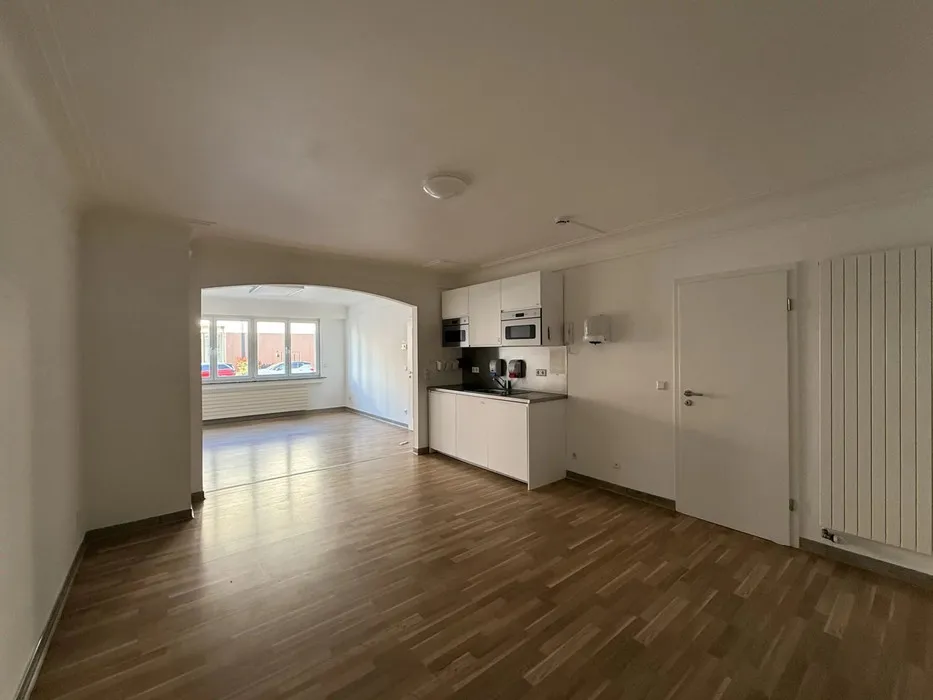 Köök - 5-Bedroom House with Multiple Uses in Luxembourg