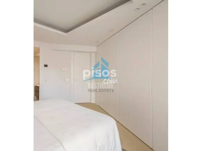 Chambres - Modernised Apartment with Views in Recoletos