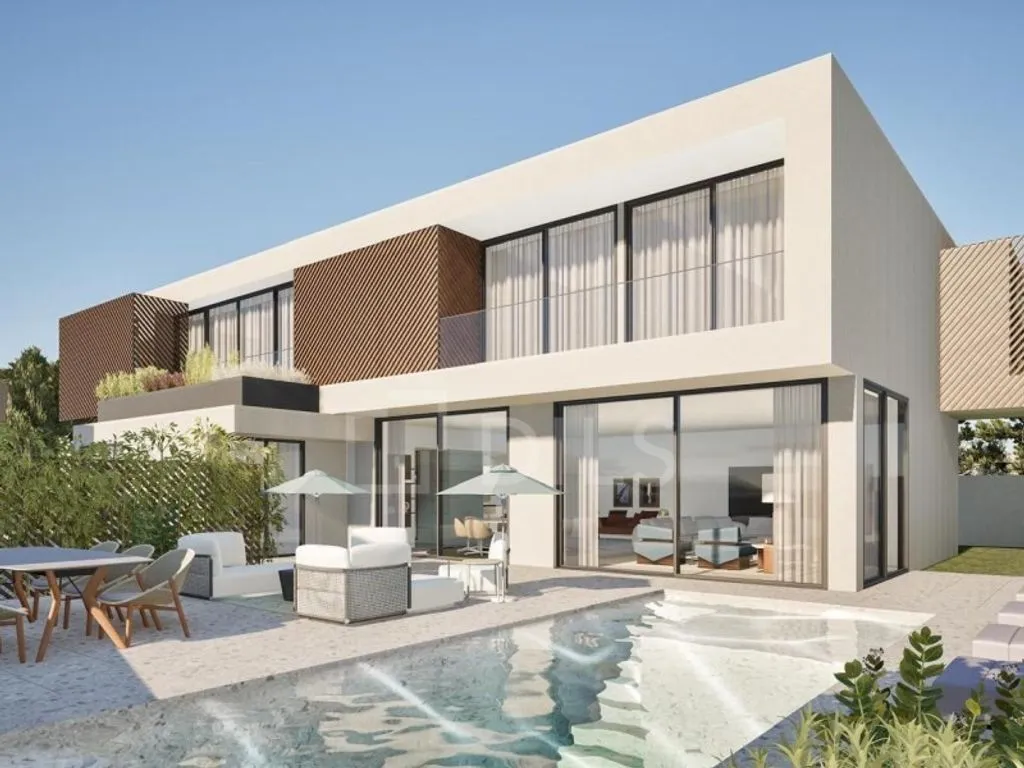 Luxury Villa with Pool in Birre, Cascais