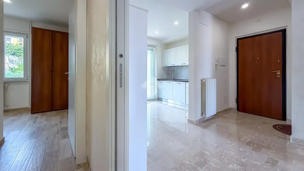 Esik - Rustic Apartment with Panoramic View in Formia