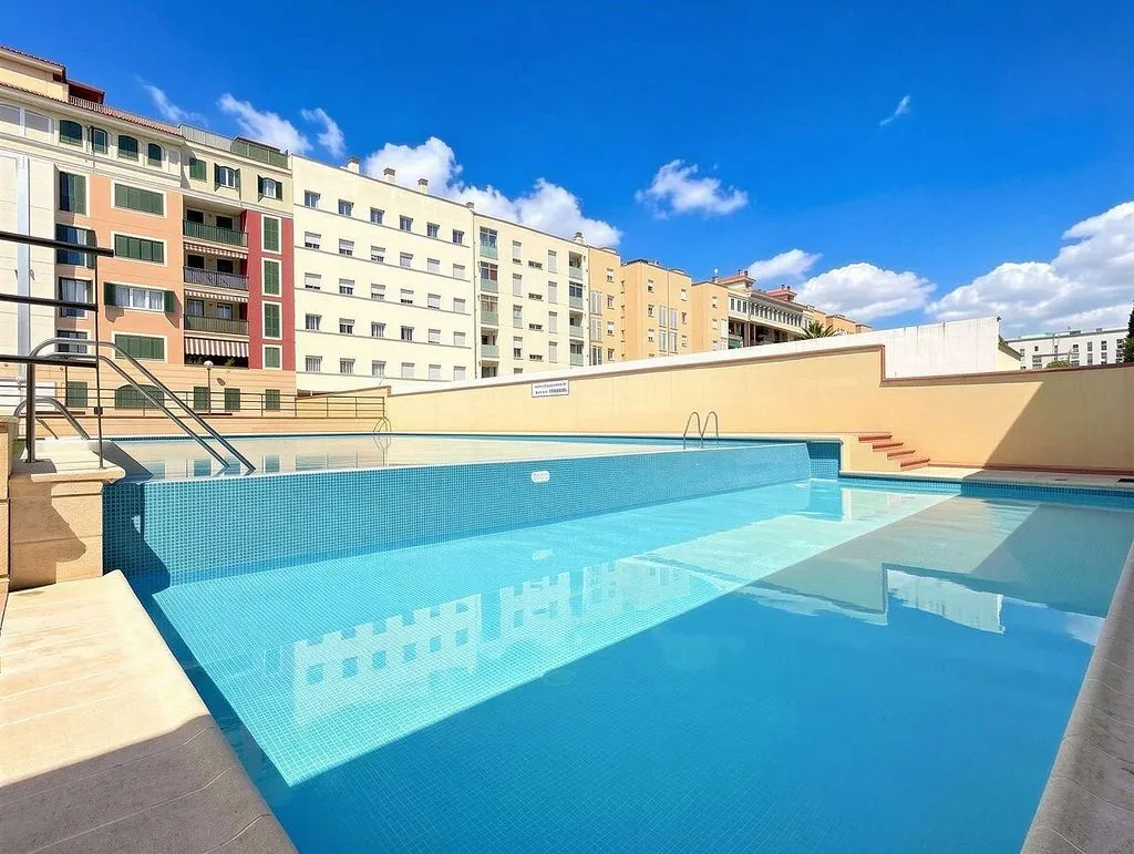 Piscine - Apartment with Pool and Balcony in Son Cladera