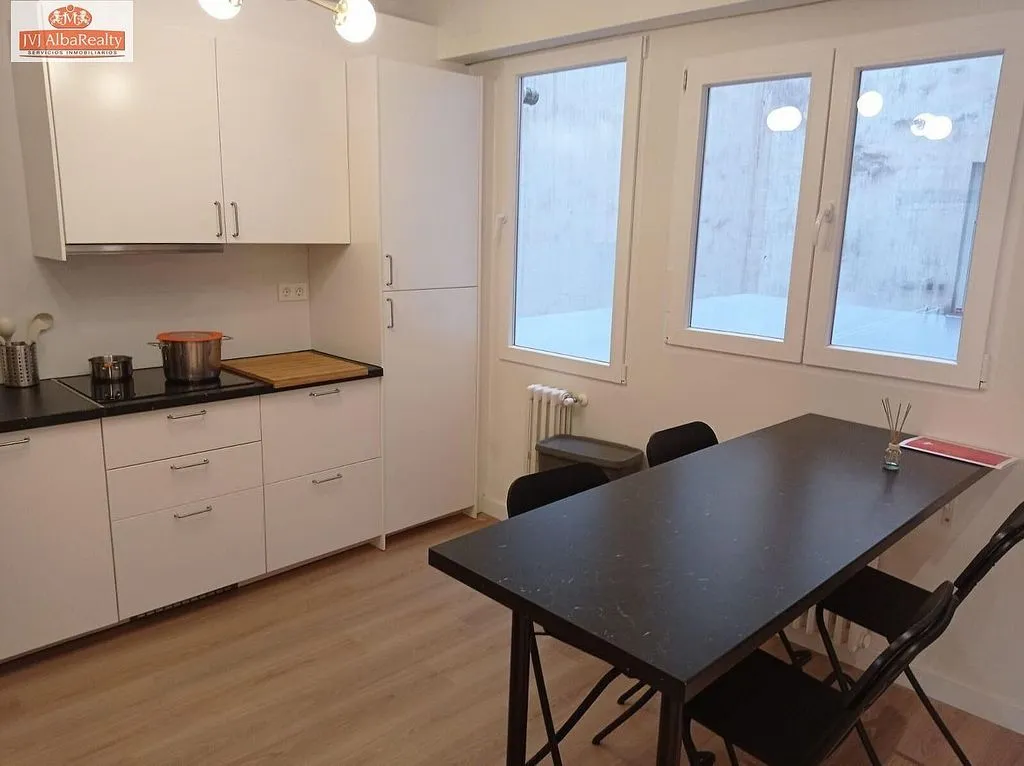 Cuisine - Fully Renovated Flat with Garage in Albacete