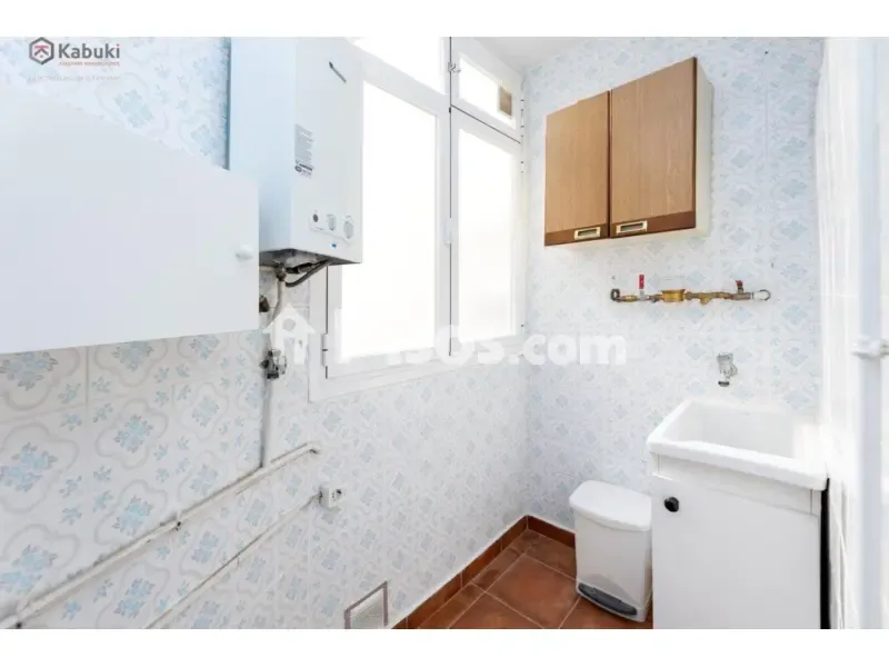 Vannitoad - Student-Friendly Flat with Balcony in Granada
