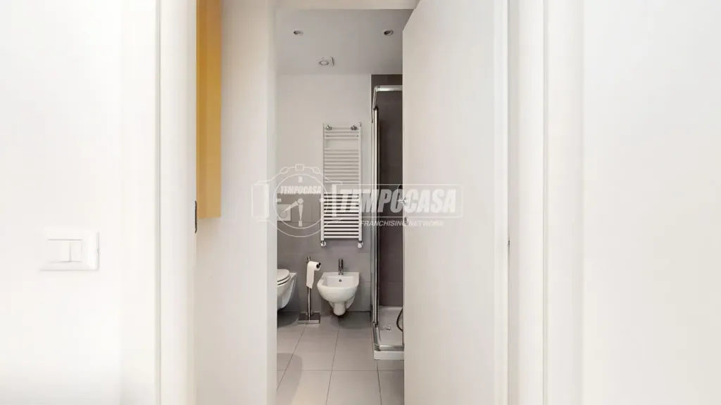 Vannitoad - Modern Flat with Balcony in Genoa