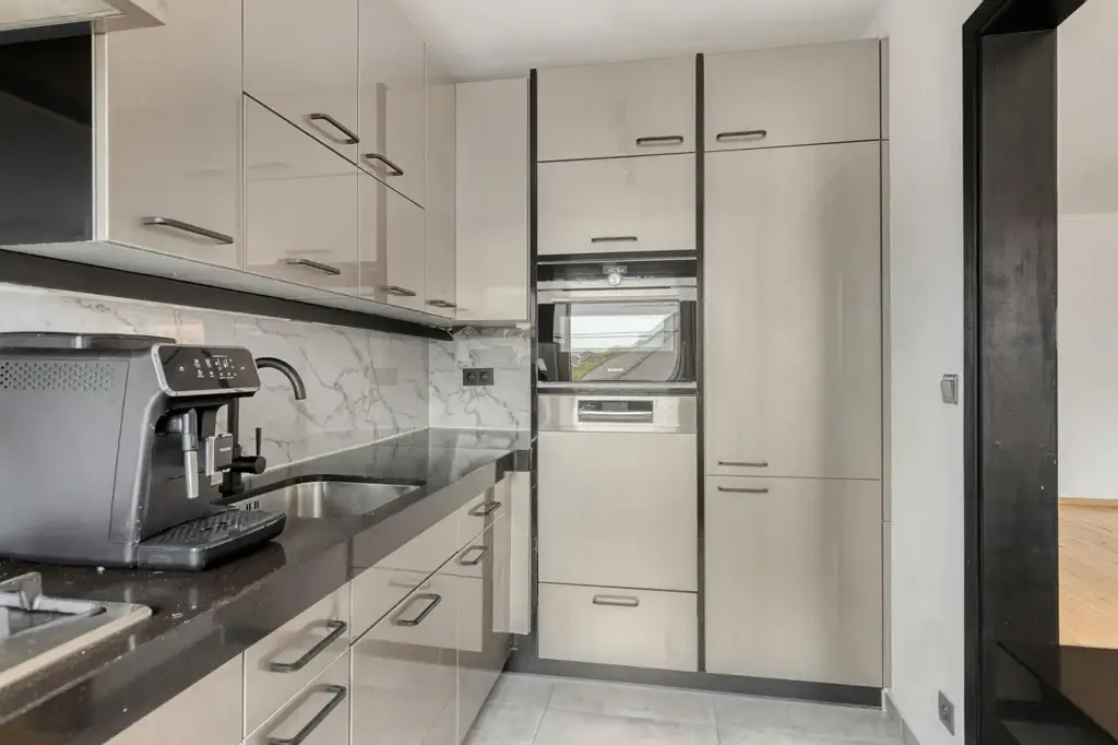 Cucina - Duplex Apartment with Terrace in Geel