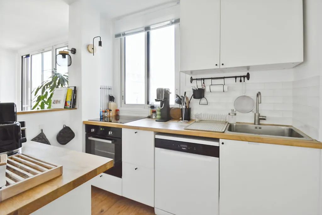 Cucina - Optimised 2-Bed Flat near Marcel Sembat Metro