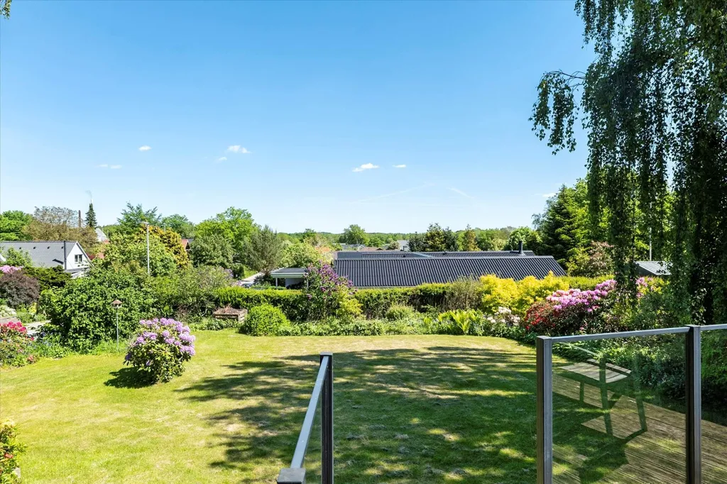 Garden - Fenced Villa with Garden in Aars