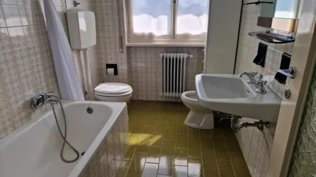 Bagni - Trilocale with Lake View in Sirmione