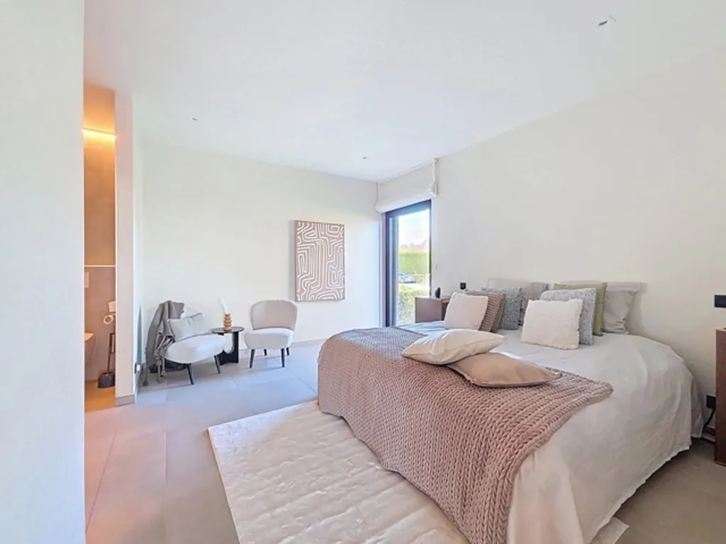 Chambres - Villa de Luxe avec Terrasse à Dilbeek