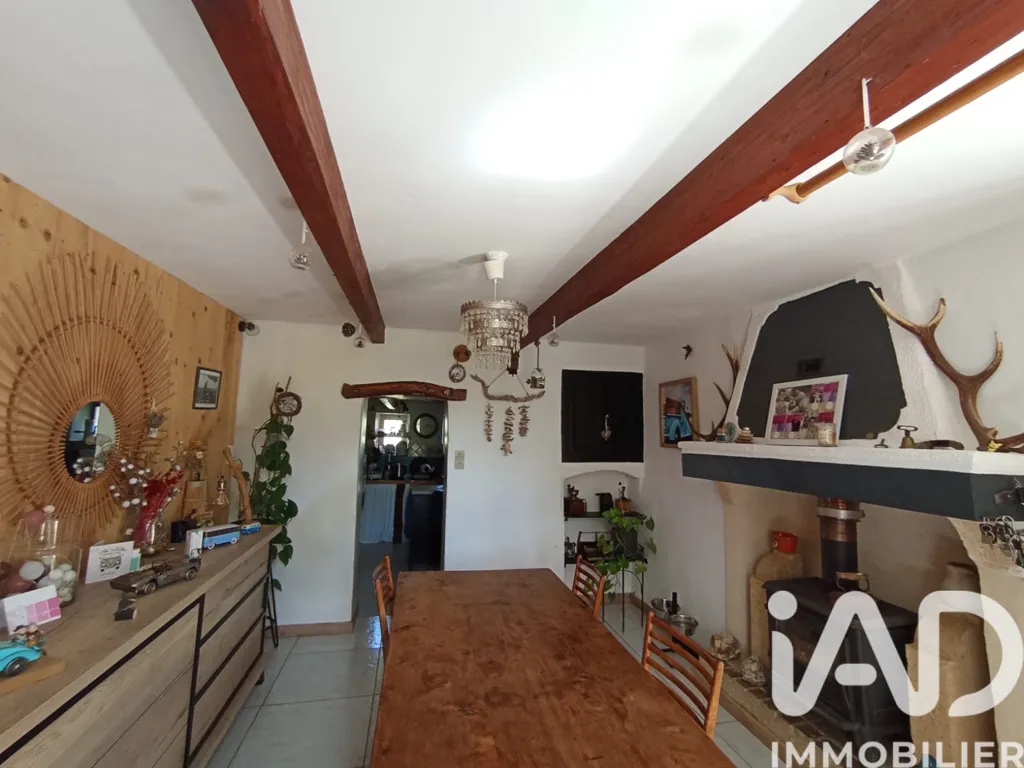 Salle à manger - Mas Rénové avec Appartement à Travaillan
