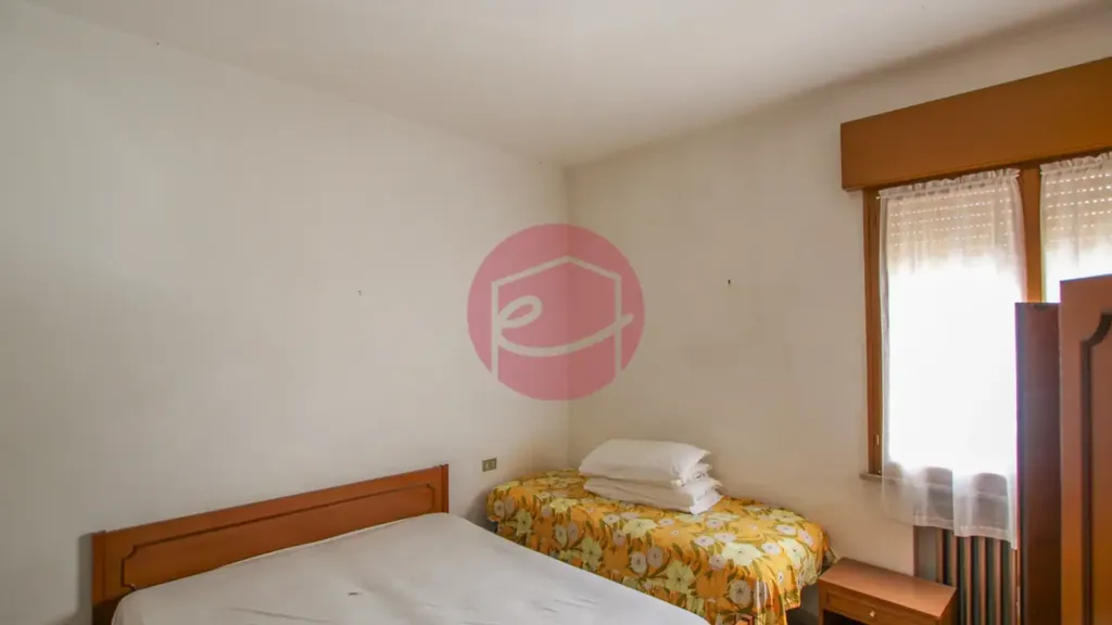4-room house in IT
