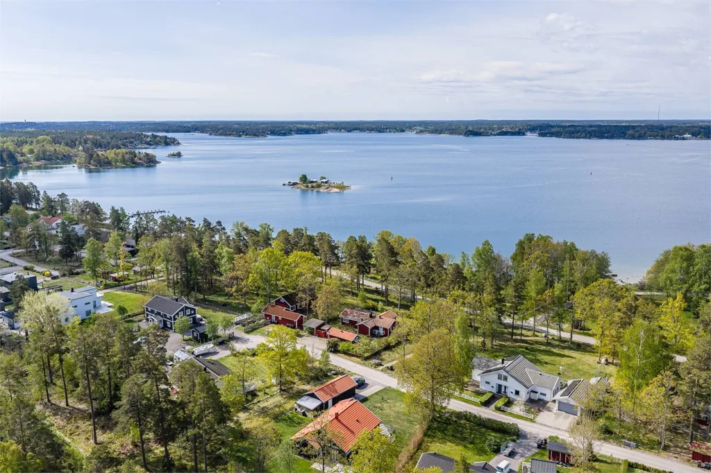 4-toaline maja asukohas Västerviks kommun