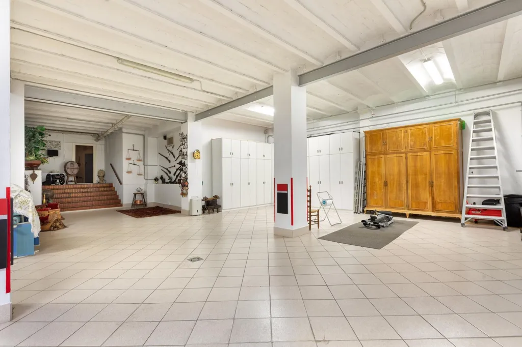 Garage - Seafront Estate with Beach Access in Almadraba