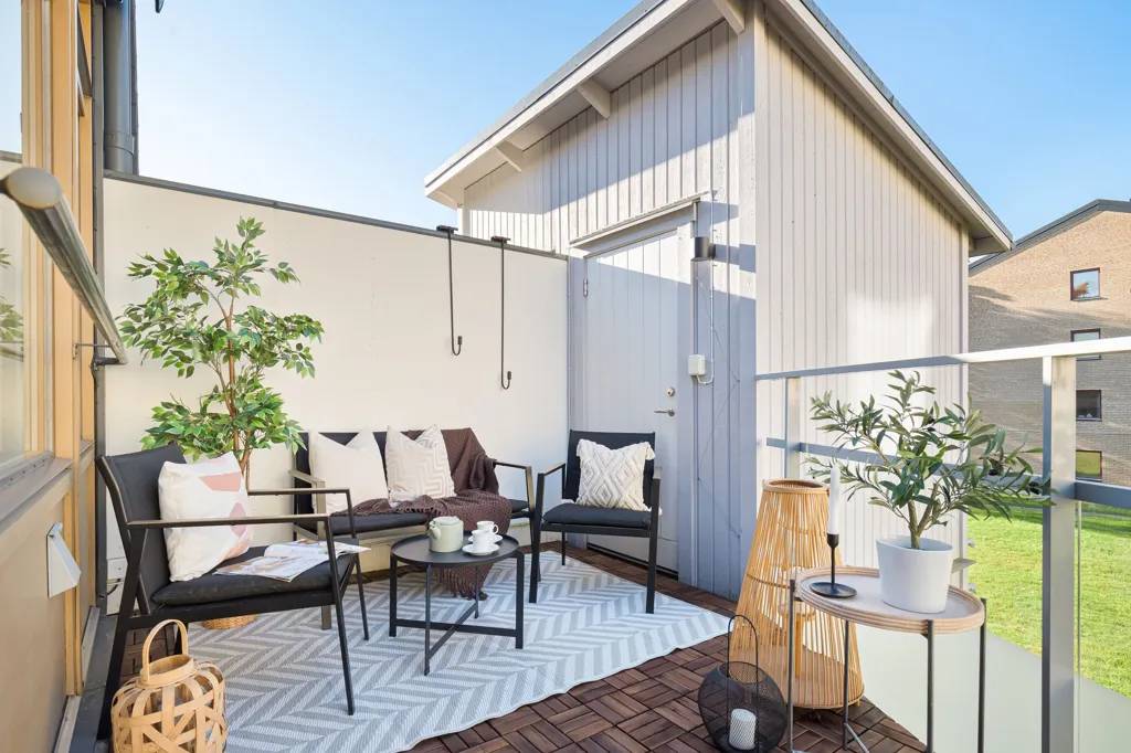 Balcone - Apartment with Balcony in Svartbäcken