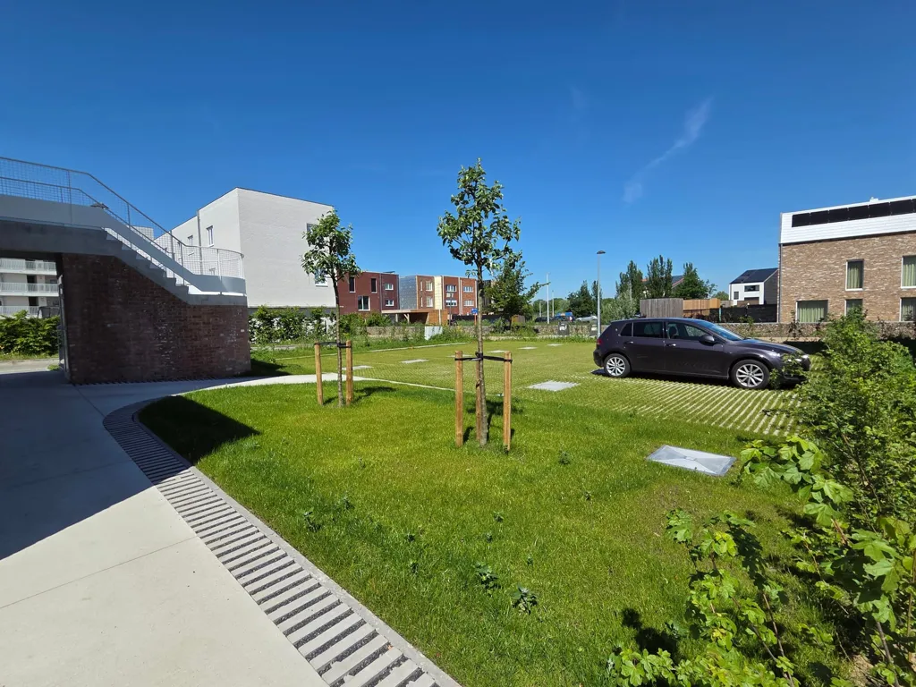 Garden - Duplex Apartment with Solar Panels in Sint-Niklaas
