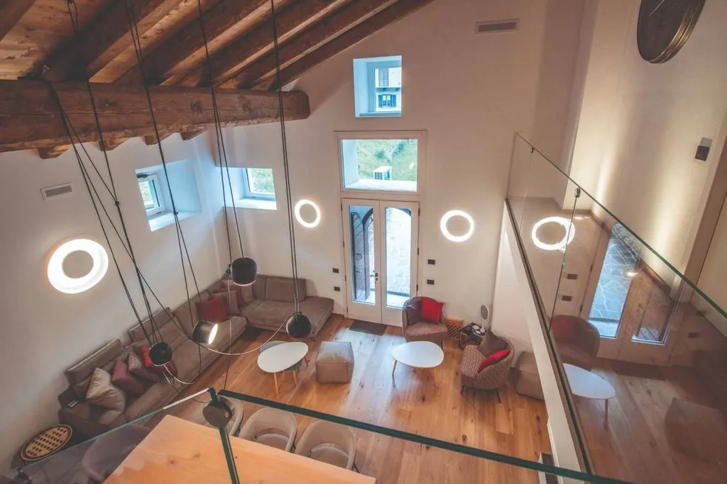 Elutuba - Luxury Apartment with Medieval View in Gromo